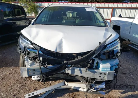 2021 Toyota Sienna Le из США, поврежденный, VIN 5TDKRKEC8MS070152